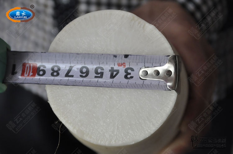 菜場(chǎng)購(gòu)買(mǎi)的大白蘿卜